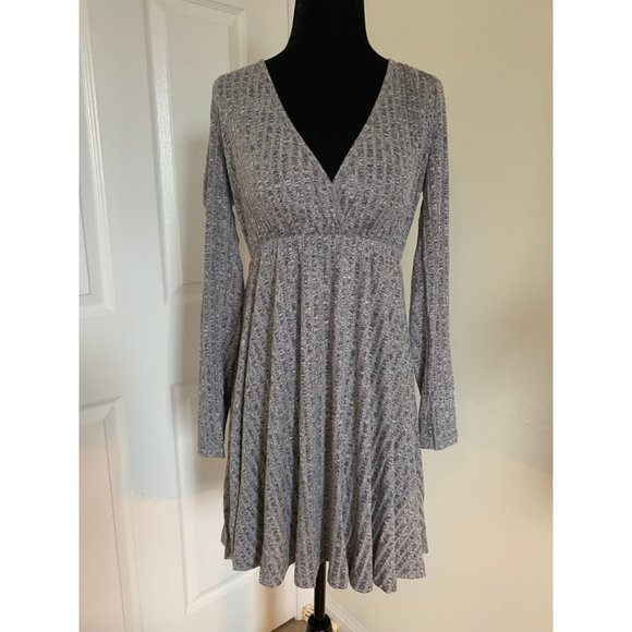 Gray V Neck Rib Knit Dress 50% OFF - Picture 5 of 6